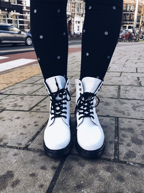 Dr martens witte discount boots